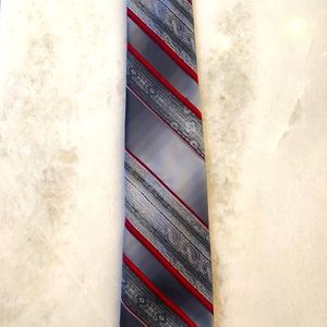 Vintage Picasso Tie:  Silver with grey/ red detail